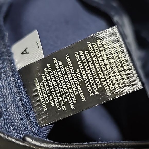 Ann Taylor Pleated Dress Pants Size 4 NWT - Picture 6 of 6